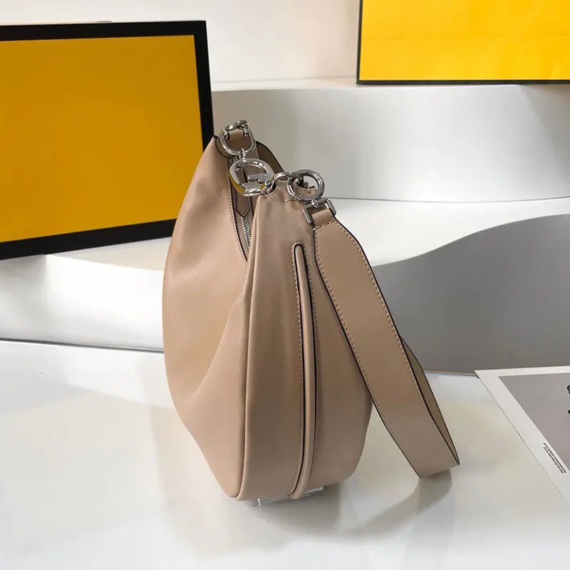 2023 New Large Crescent Bag Women's Bag Fashion Classic Shoulder Bag Retro Underarm Bag Casual Handbag Dinner Bag Purse