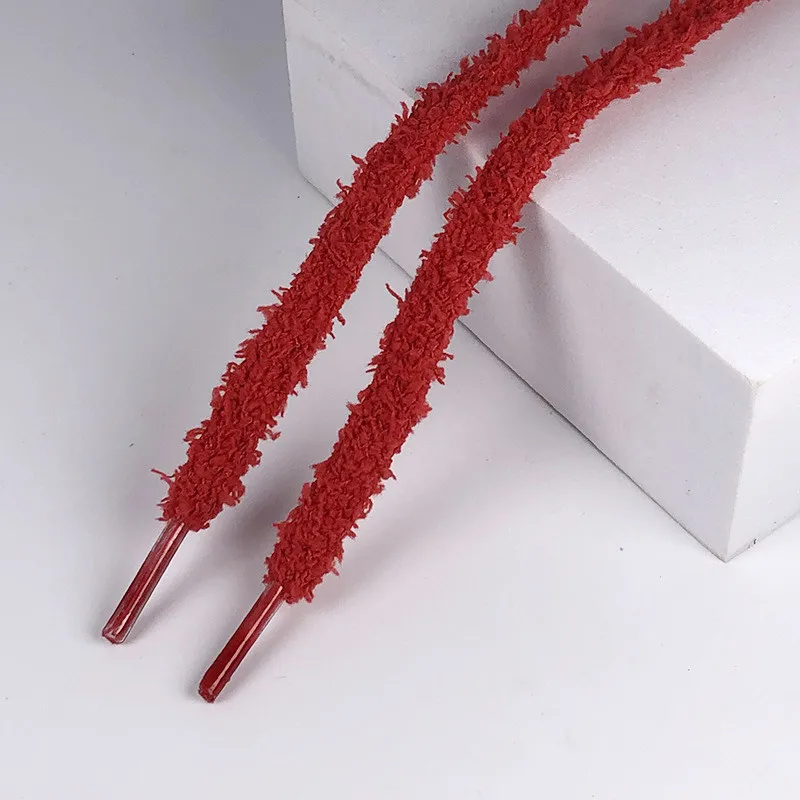 

Ширина 0,8 см, 1 пара милых плюшевых кроссовок, шнурки для мужчин и женщин, повседневные парусиновые белые туфли с высоким берцем на плоской подошве, аксессуары на шнурках