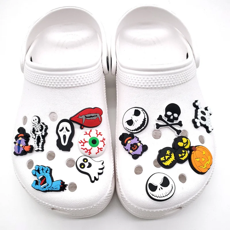 Package Sales  Cartoon Ghosts Shoe Buckle Accessories Halloween Garden Shoe Buckle Decorations For Wristband Croc Jibz Charm