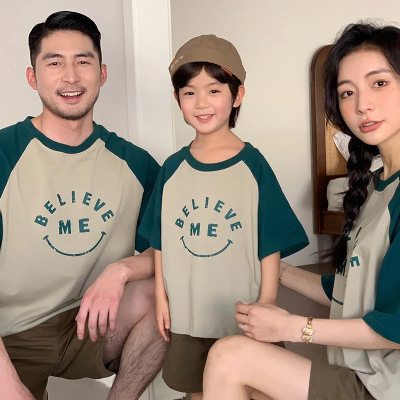 Комплект одежды для семьи из двух предметов футболка и шорты в Корейском стиле