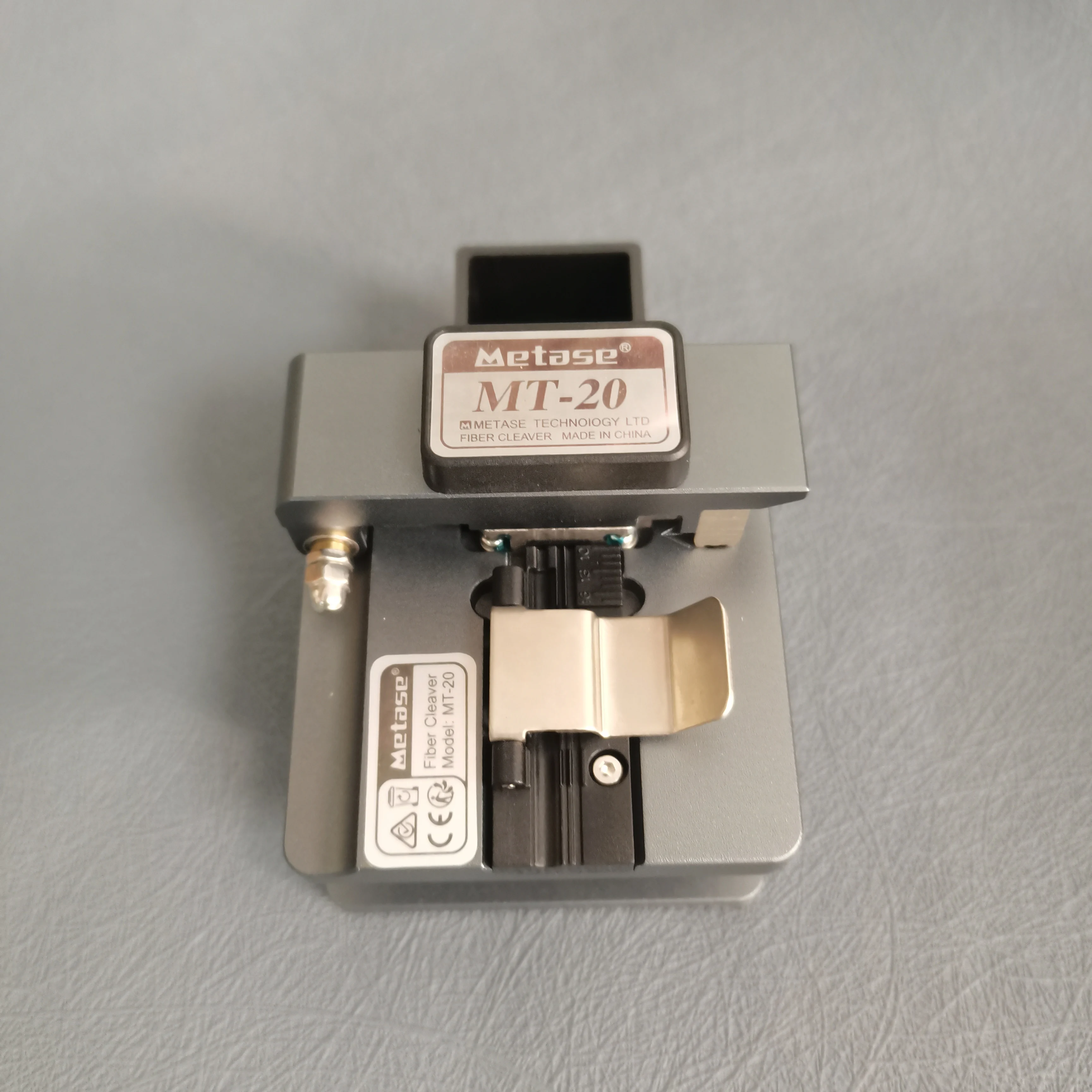 High Quality Automatic MT-20 Optical Fiber Cleaver High Precision Cutting Knife Tool Fiber Fusion Splicer Cable Cutting Machine