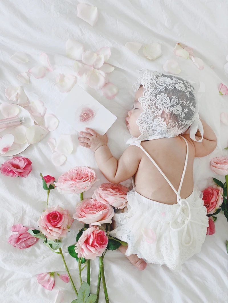 Baby Photography Clothing White Lace HAT + Cotton Jumpsuit 2Pcs/Set Female Infant Princess Costume Studio Shot Props Accessories