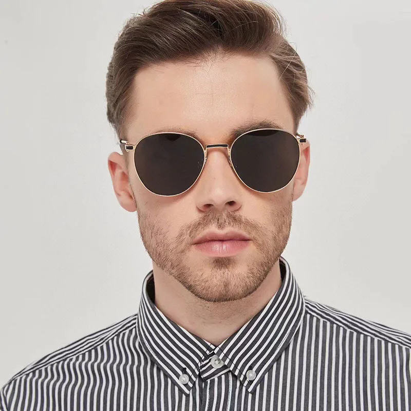 

Солнцезащитные очки круглые для мужчин и женщин, роскошные брендовые дизайнерские солнечные очки в стиле ретро, с защитой от ультрафиолета,...