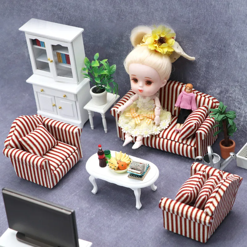 

1:12 Dollhouse dollhouse mini furniture living room Phnom Penh red stripe sofa three-piece set with throw pillow