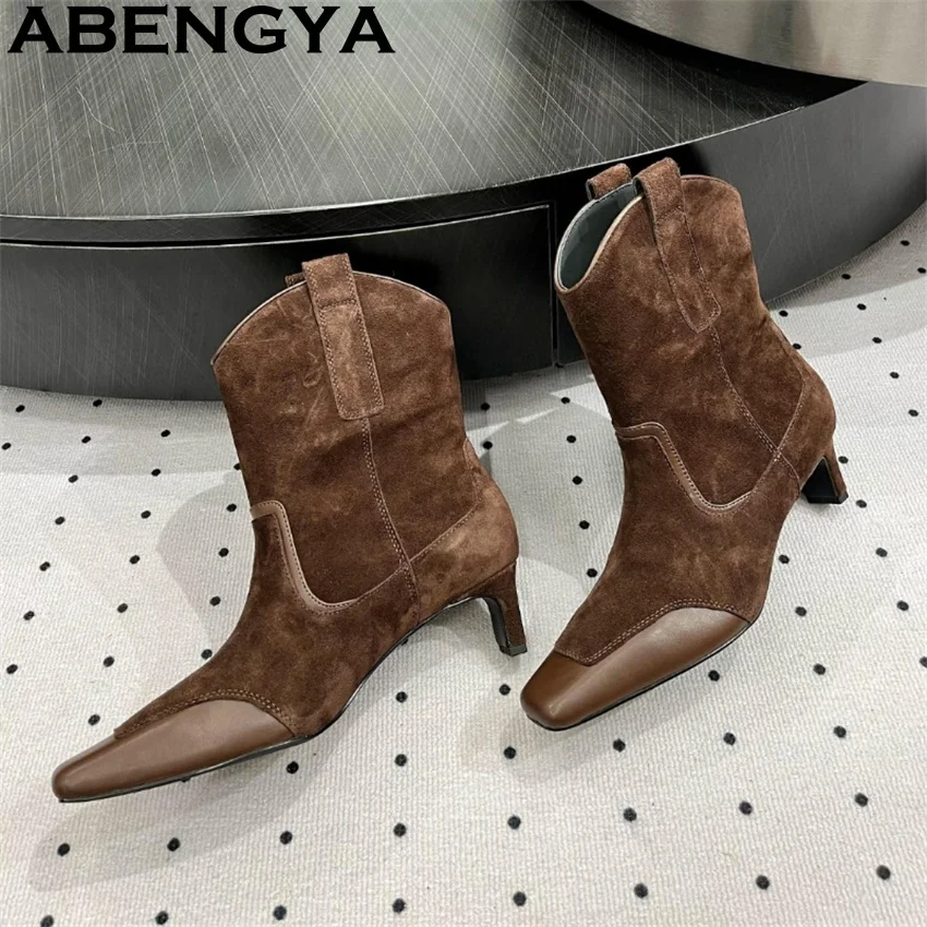 Фото ABENGYA Ботильоны из натуральной замши и котенка на каблуке, женские короткие ботинки «Челси» с острым носком, сексуальные тонкие модные ботинки, женские ботинки 2025 №3
