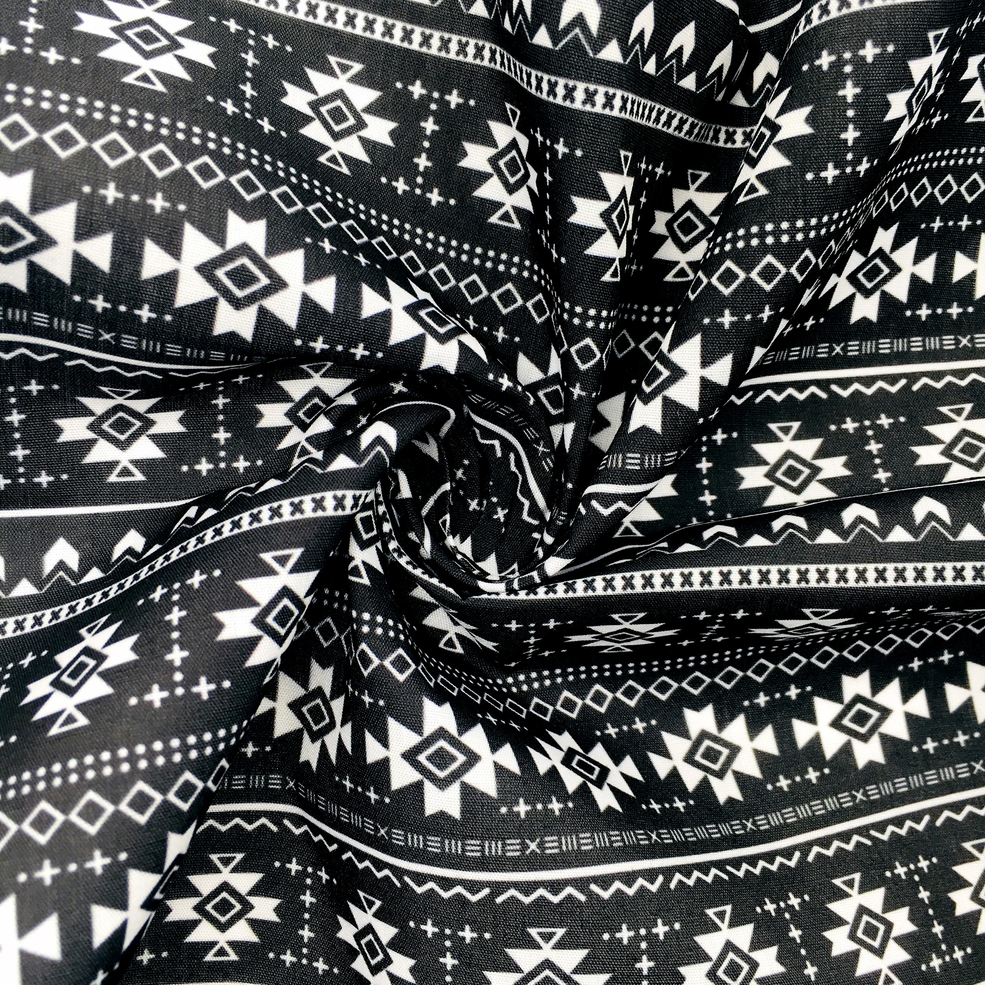 Aztec Tribal Pattern Polyester Cotton/Swimwear Fabric for Tissue Sewing Quilting Fabrics Needlework Material DIY Doll 50*145cm |