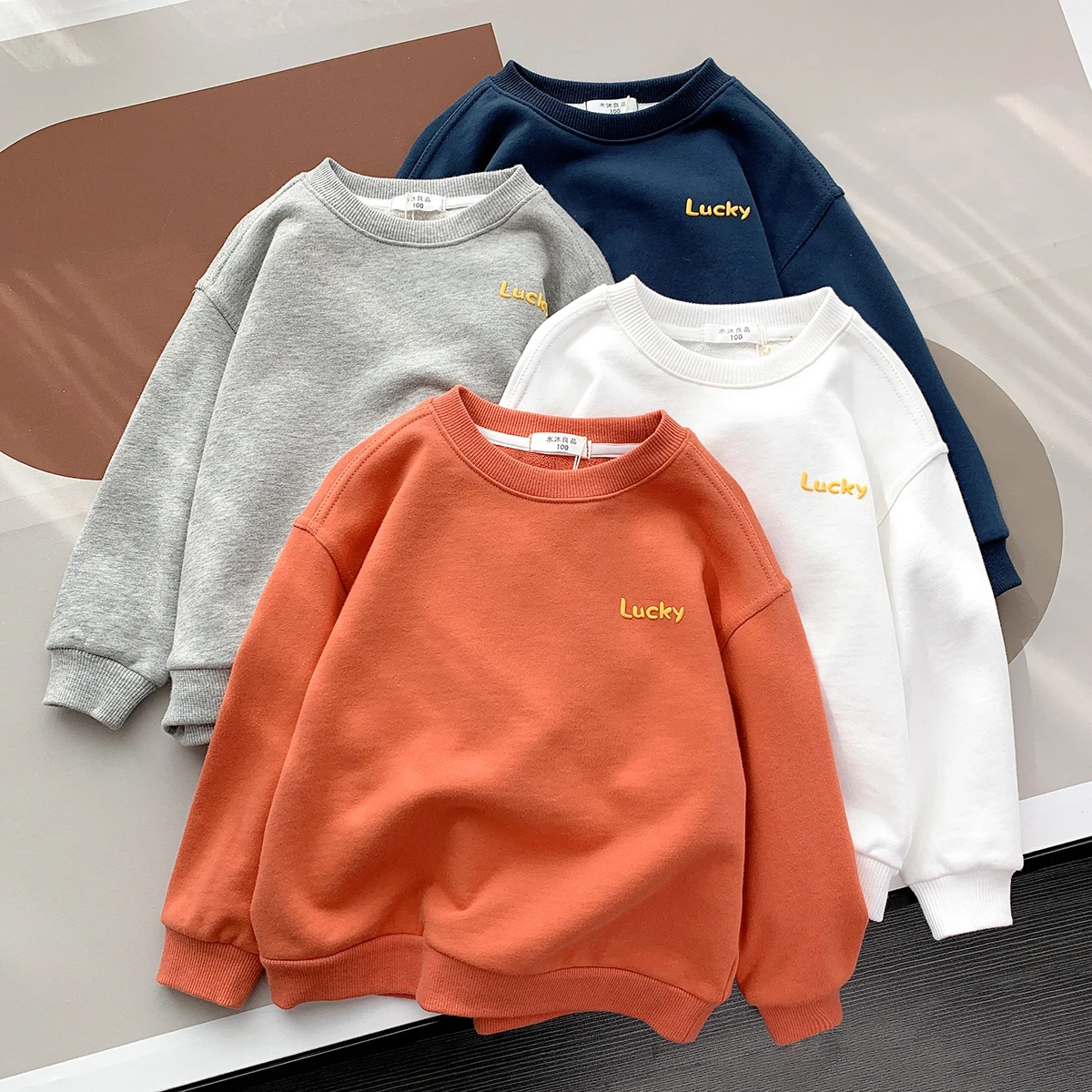 

Худи детское из чистого хлопка, с длинным рукавом