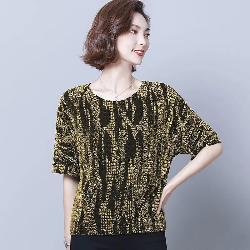 

High-grade women's foreign bottoming t shirt female 2022 summer new wild loose short-sleeved t-shirt middle-age cover t shirt