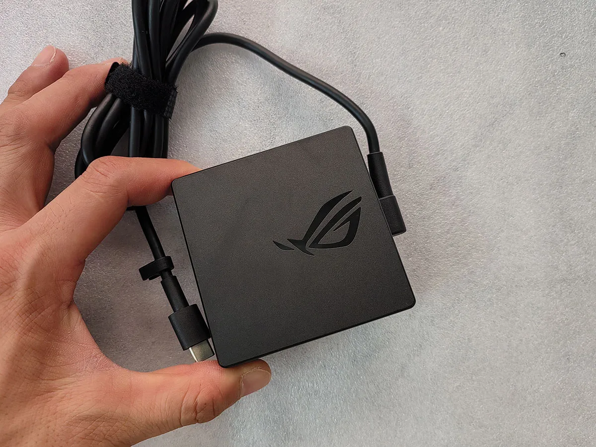 Фото Для ноутбука ASUS ZENBOOK 14X OLED UX5401ZAS-KN050W OEM 20 В 5 А 100 Вт A20-100P1A TYPE-C адаптер переменного тока подлинный Puryuan 0A001-01090100 №1