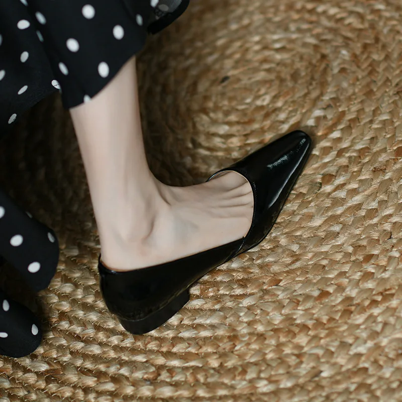 Women Pointed Toe Pumps Comfortable Low Heel Simplicity Style Leather Slip on Shoes Office Lady Casual Shoes Shallow Flats Pumps