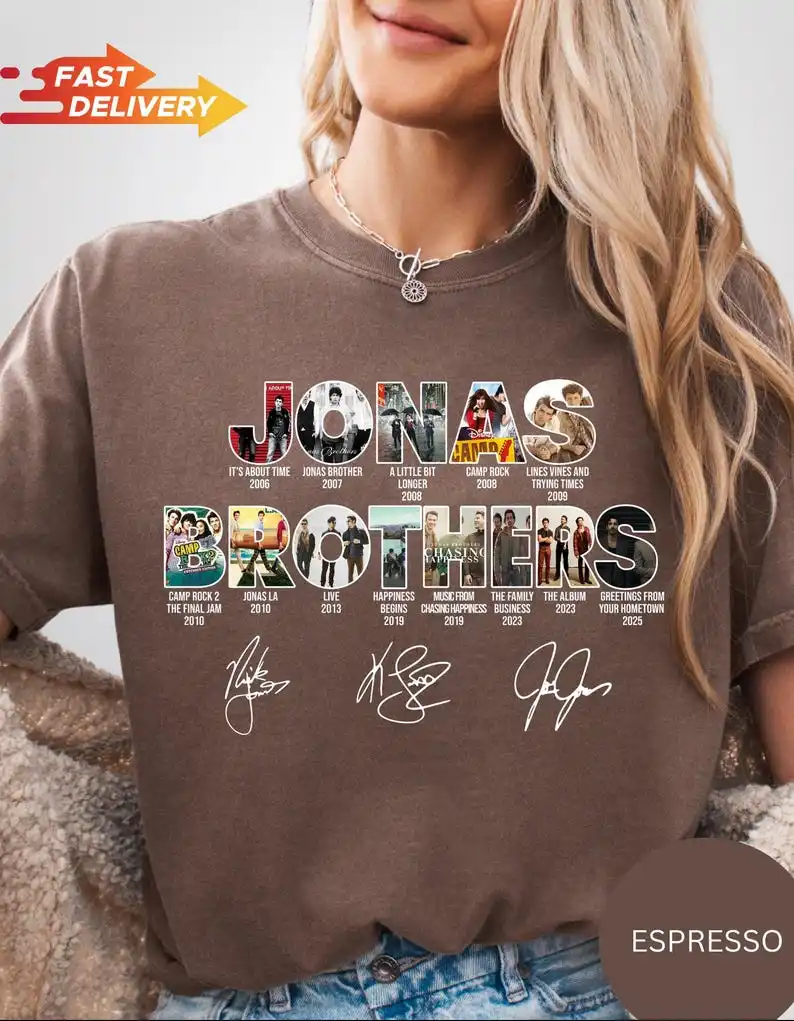 Фото Футболка Jonas Brothers, концертная футболка, футболка в подарок фанатам Brothers, футболка с мемами №5