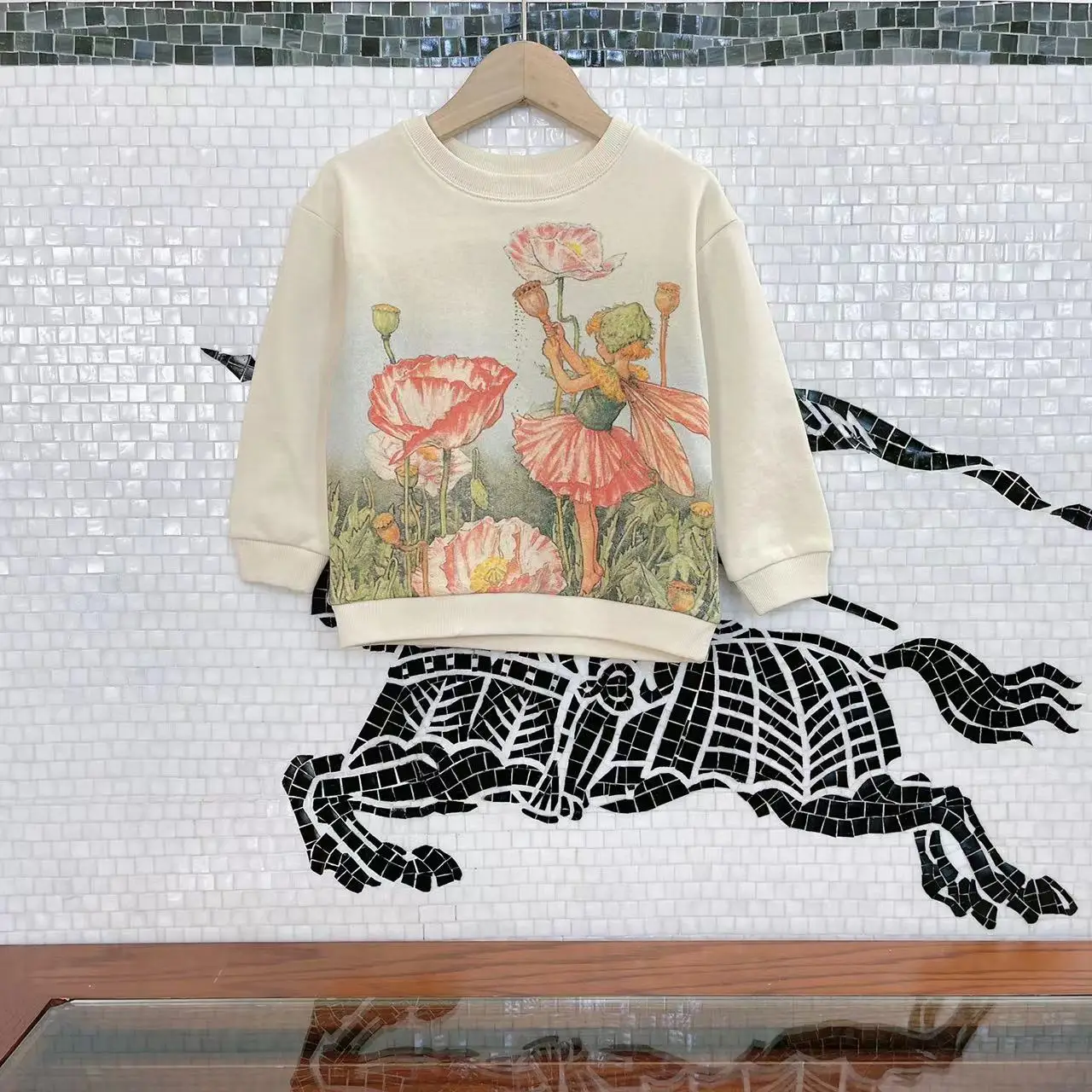 

autumn clothing girls long sleeved T-shirt spring autumn round neck top children's autumn sports sweater kids girls sweatshirt