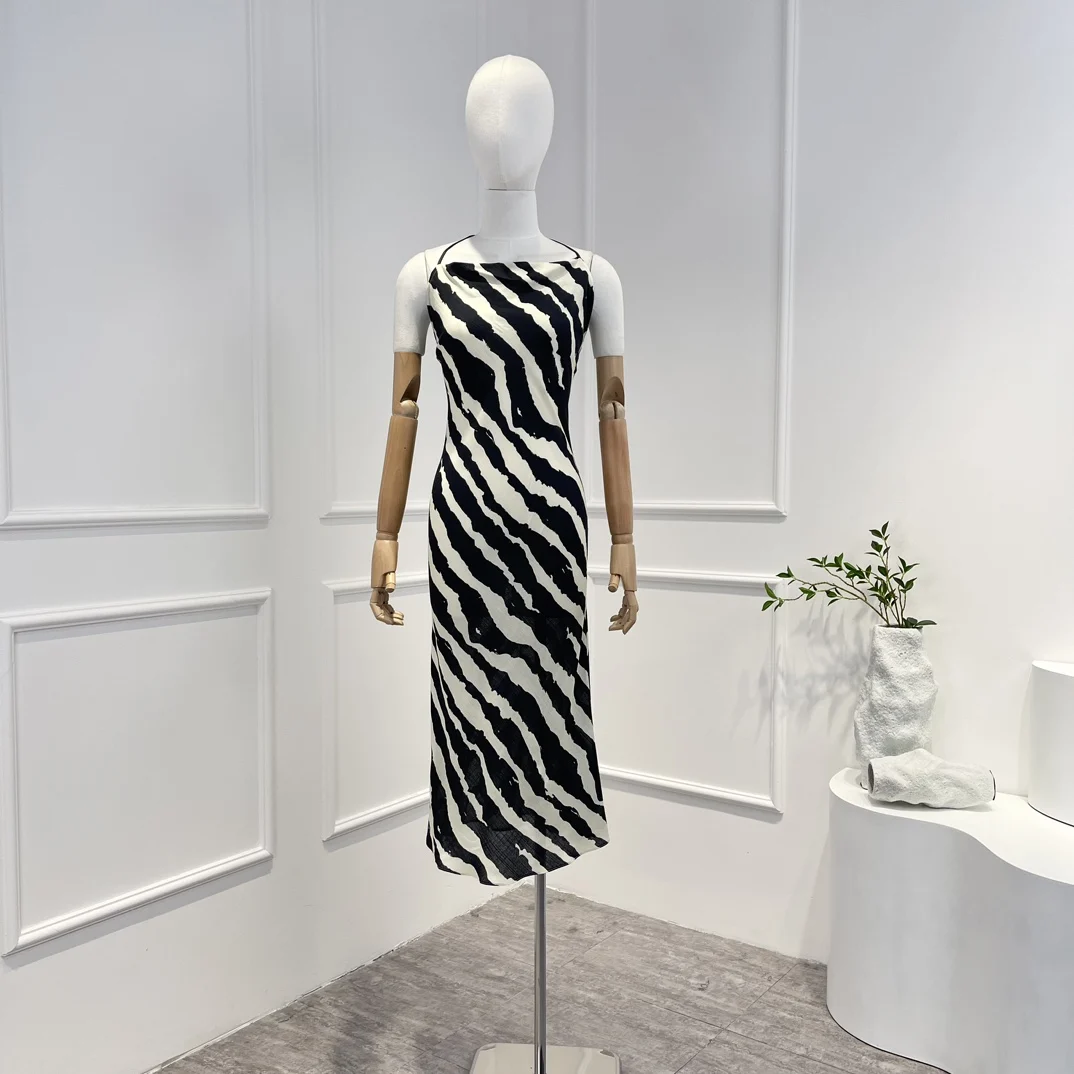 

Женское платье-миди в полоску, с открытой спиной