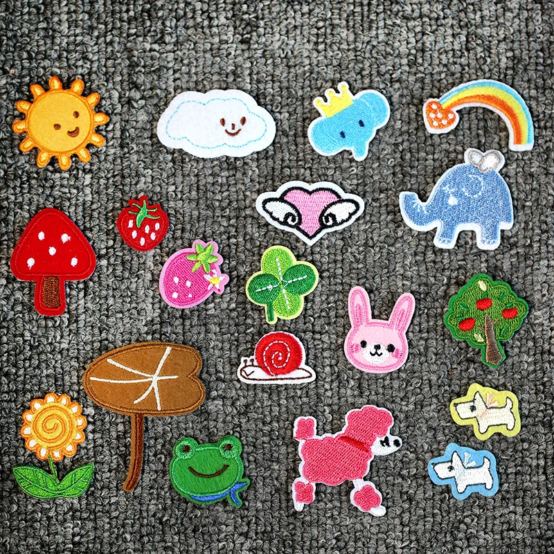 Миниатюрные Детские Мультяшные нашивки для одежды сумки термоклейкая