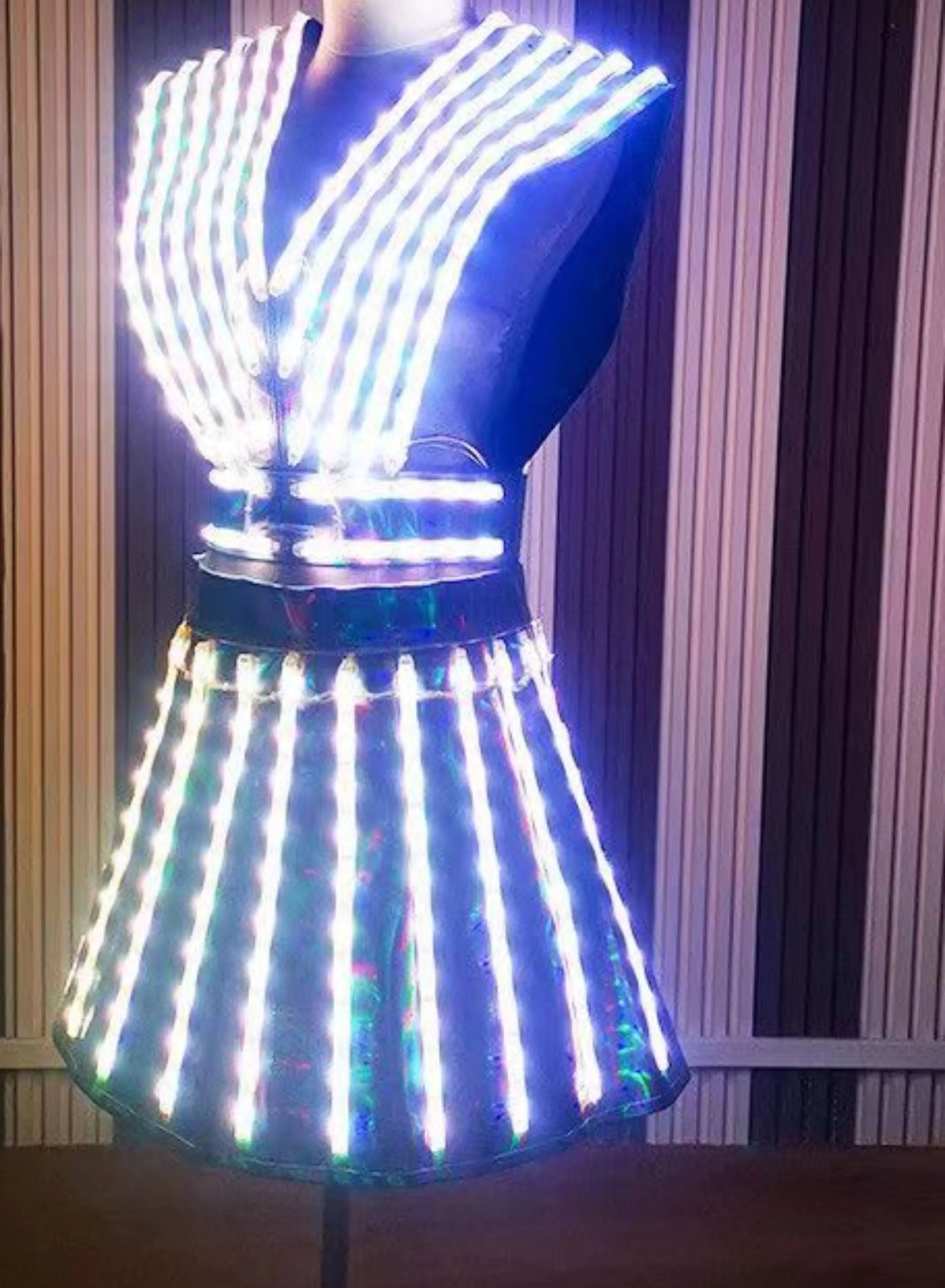 

Новинка 2023, персонализированная Женская светодиодная танцевальная одежда на заказ, поло с длинным рукавом A1681, в полоску, синий, черный, красный, хлопок