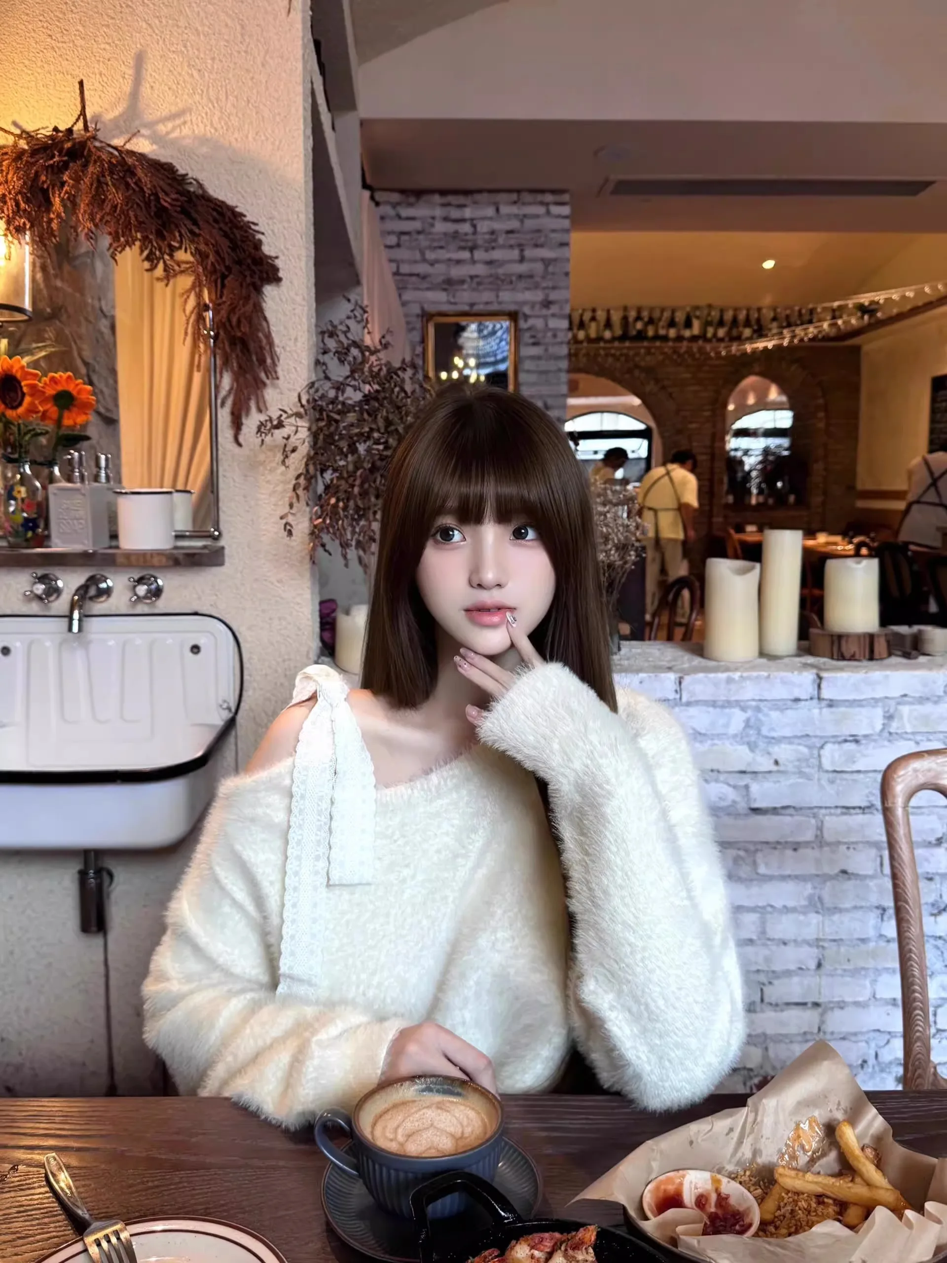 Мягкий клейкий пуловер из мохера с наклонными плечами и бантом женский