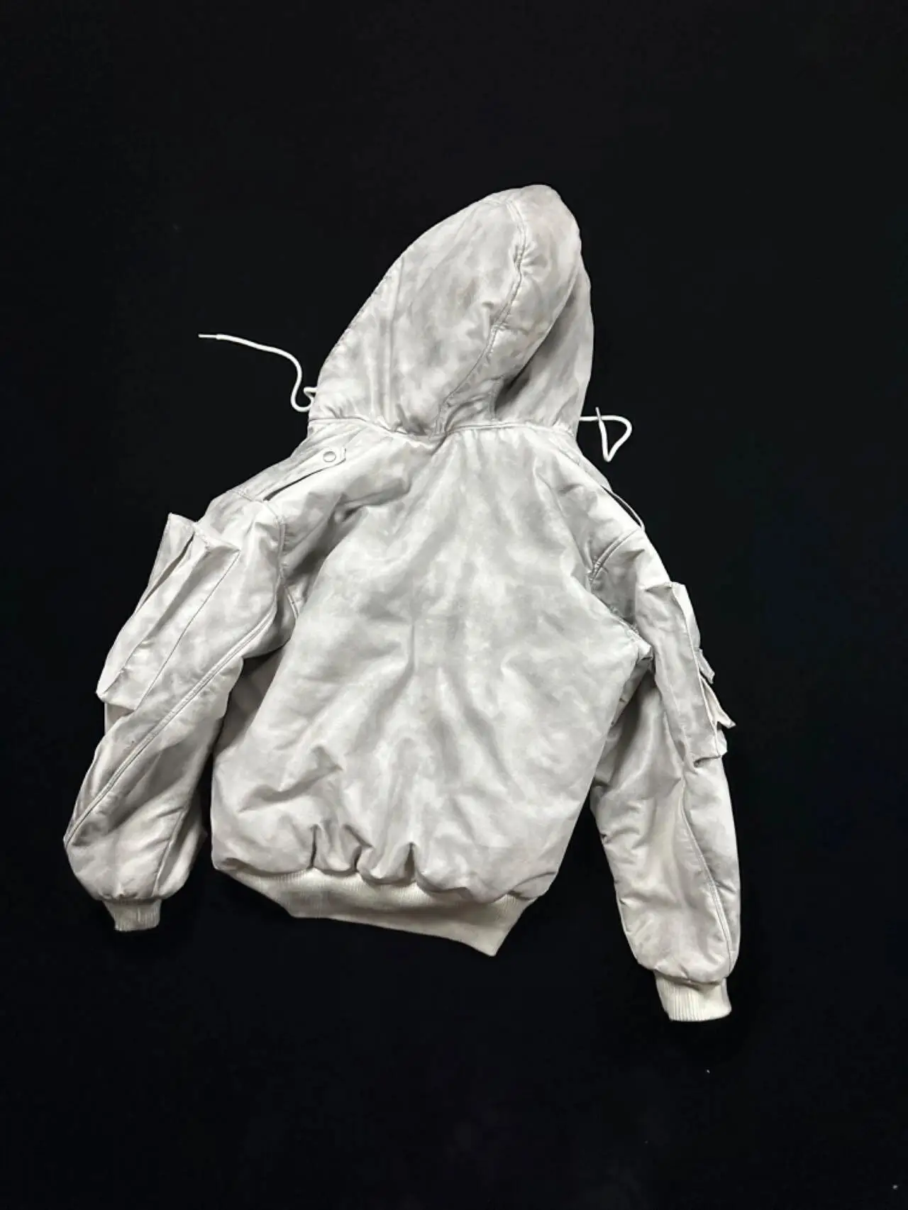 Кожаная куртка с капюшоном и карманами размер S - XXXL цвет в ассортименте