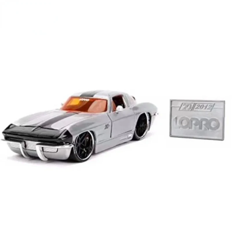 

Jada1:24 1963 Chevrolet Corvette High Simulation Exquisite Diecasts Toy Vehicles Car Styling Alloy Model Toy