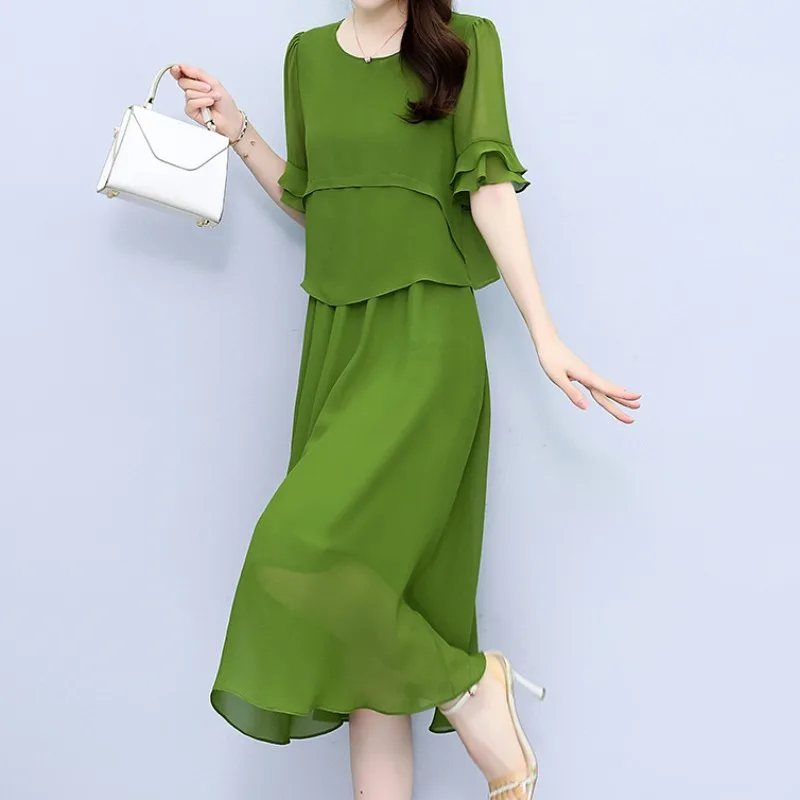 Элегантное свободное женское платье с коротким рукавом Новинка лета 2024 полная