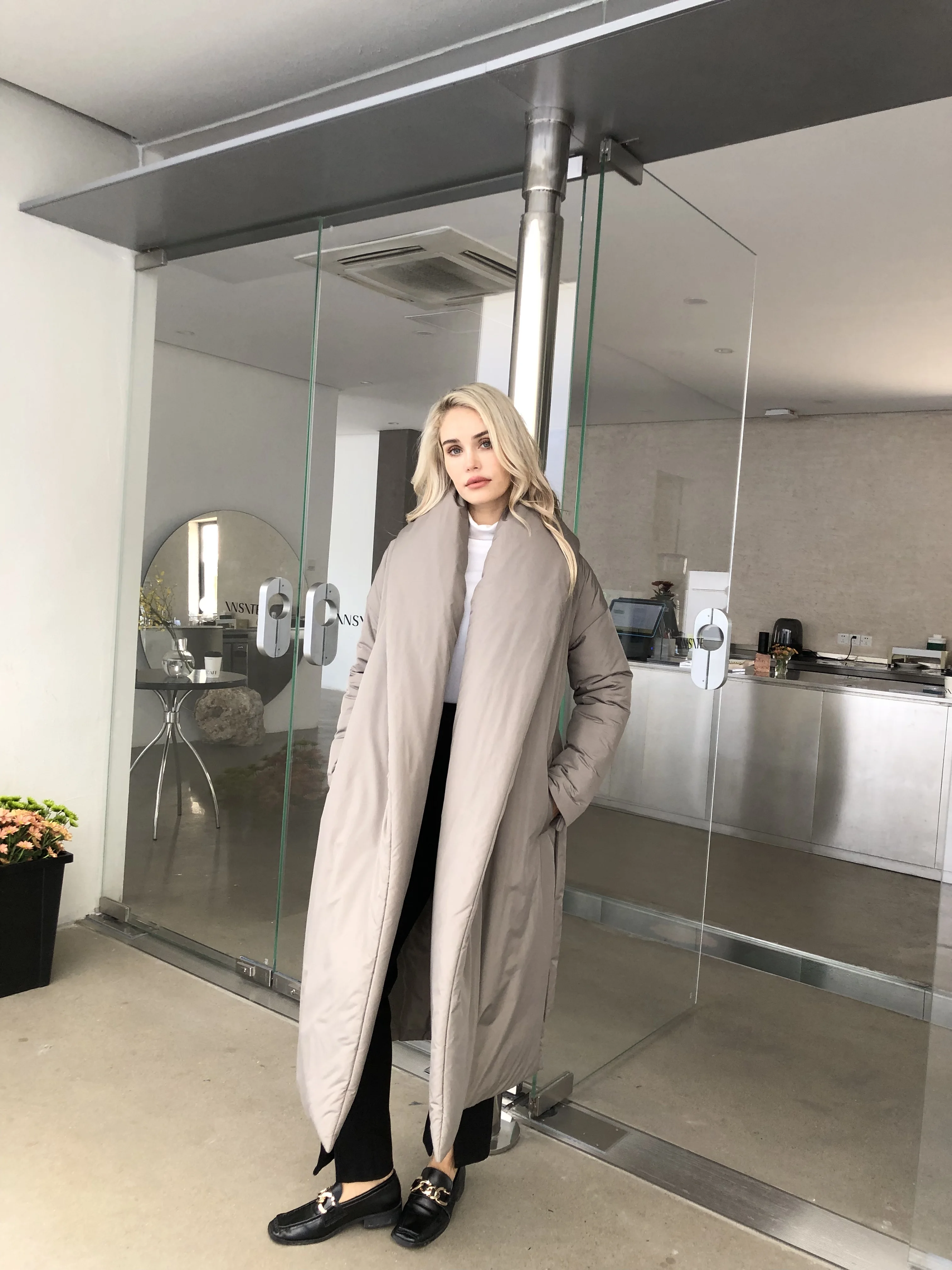 2022 Women Winter Jacket coat Stylish Thick Warm fluff Parka Female water proof outerware coat New Hot