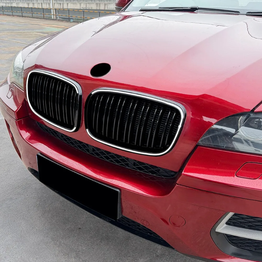 Фото Передние светодиодные решетки радиатора для BMW X5 X6 E70 E71 2006-2013 M Sport, глянцевые черные, с LED-подсветкой №3