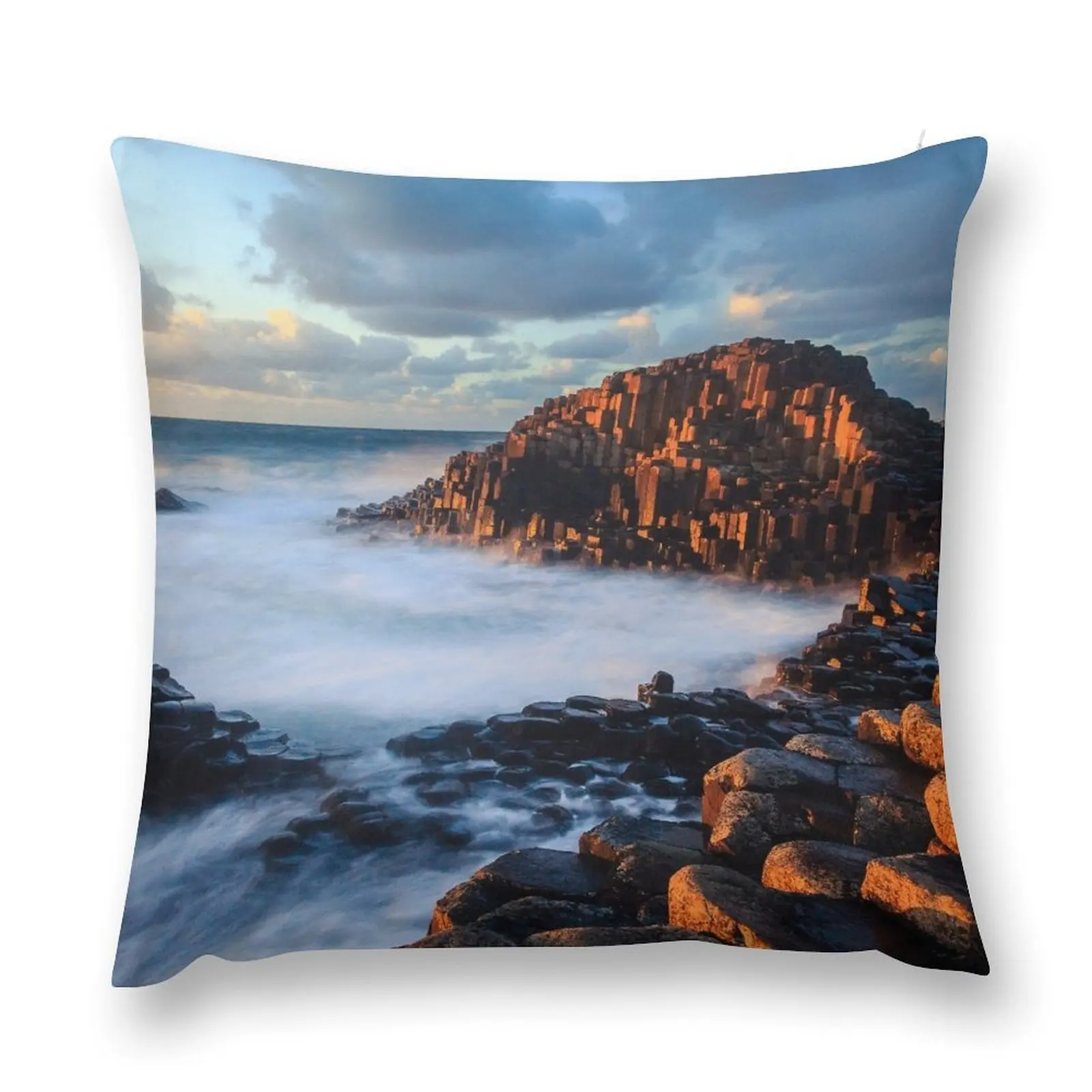 Декоративная подушка с изображением заката Giants Causeway чехлы на диваны подушки для