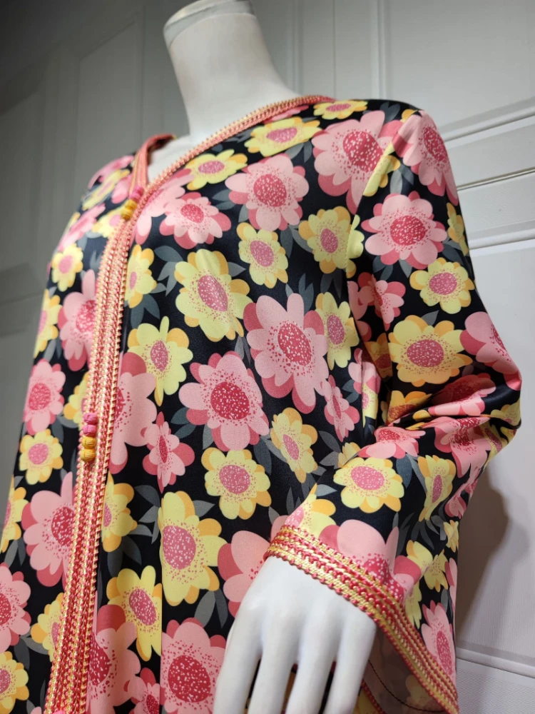 Women's Dresses Spring Summer 2023 Travel Fashion V Neck Lace Tape Floral Print Retro Dress Long Sleeve Casual Loose Robe