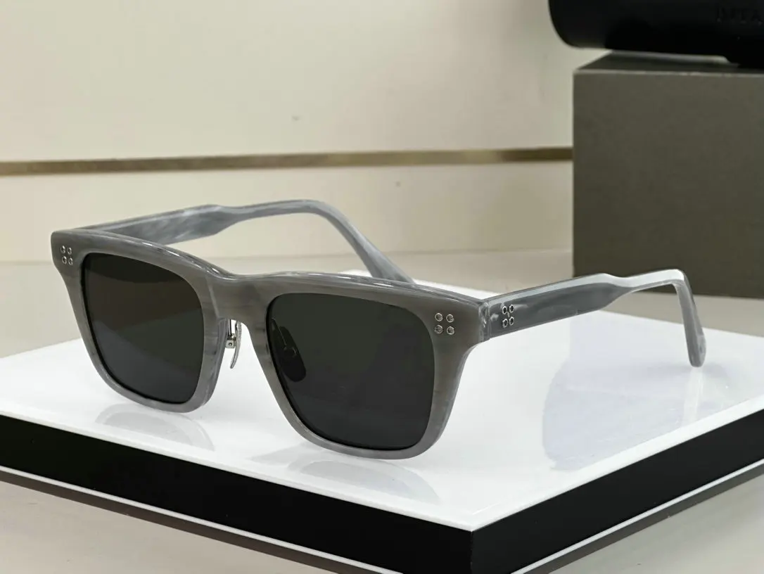 

New high-end brand designer retro trend beach UV protection men's and women's acetate sunglasses random box