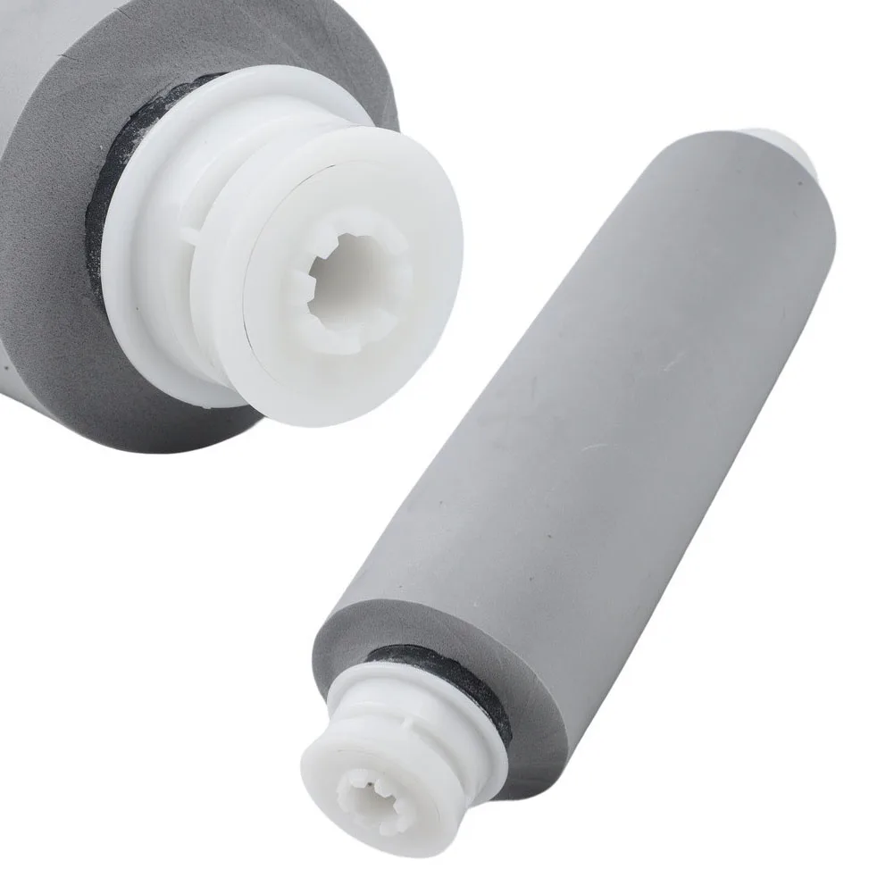 Фото Комплект для чистки бассейнов Hayward Foam Roller: удобство, улучшенная эффективность очистки, эффективное улавливание мусора №3