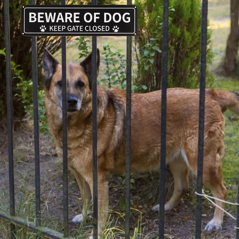 

Beware Of Dog Sign Paw Print Keep Gate Closed Sign Durable Aluminum Dog Warning Sign For Home Outdoor