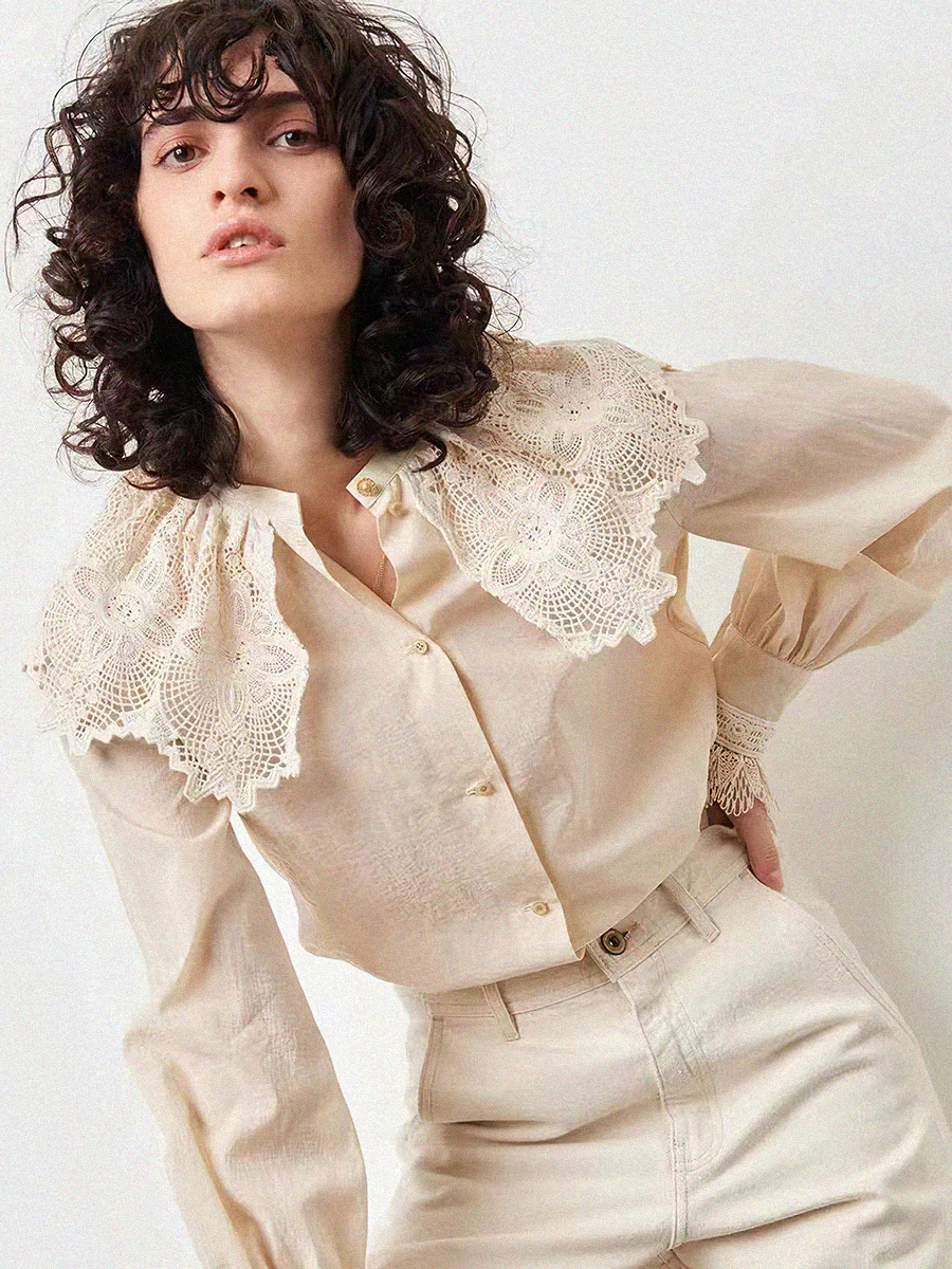 

Lace Patchwork Blouse Women Spring Long-sleeved Single Breasted Embroidery Shirt Top Elegant Vintage Female Chemises Fashion