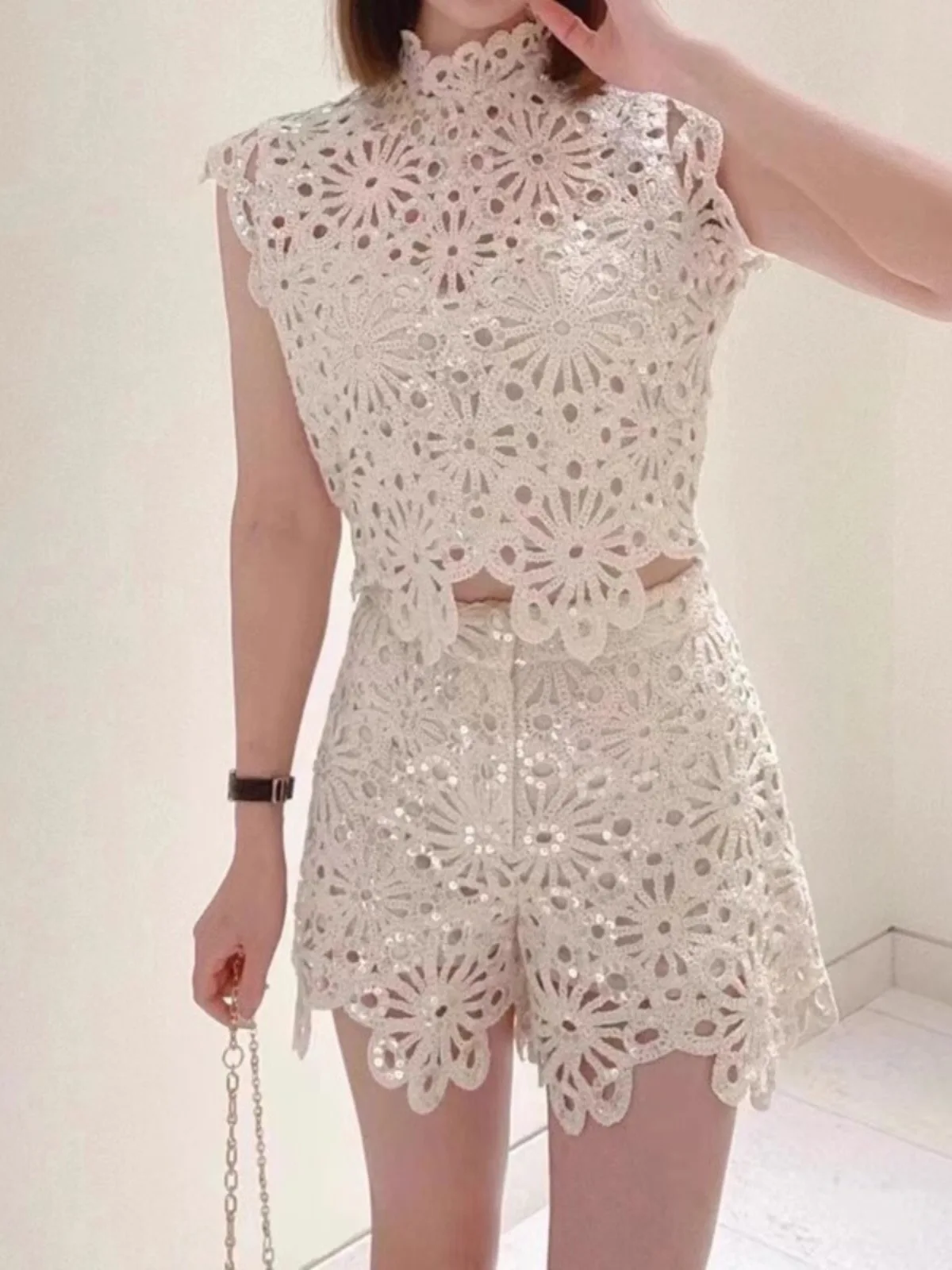 Женский ажурный комплект с блестками элегантный летний костюм шортами или топом