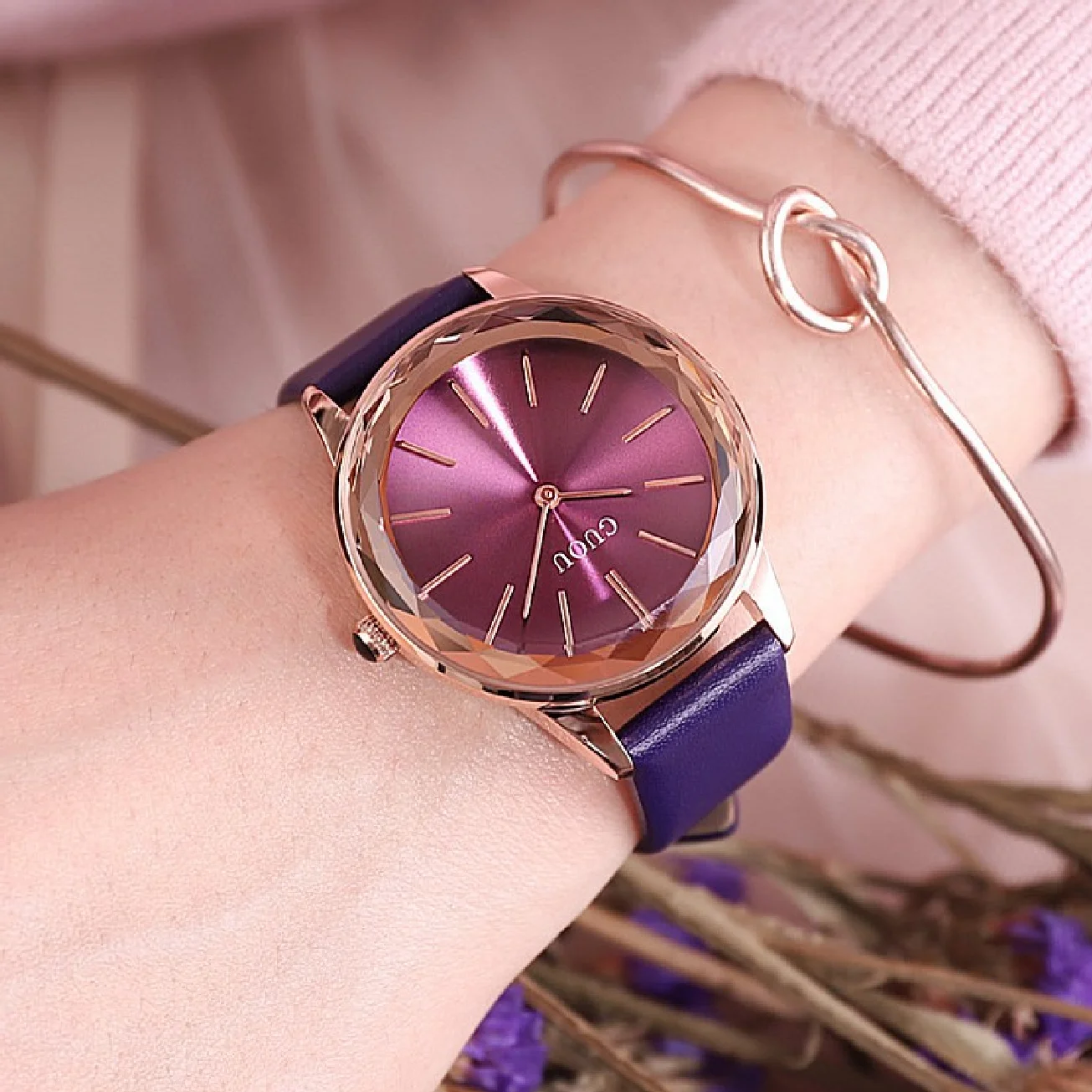 2018 Top Guou Brand Simple Style Crystal Black White Red Purple Genuine Leather Quartz Bracelet Wrist Watch For Women Girls enlarge