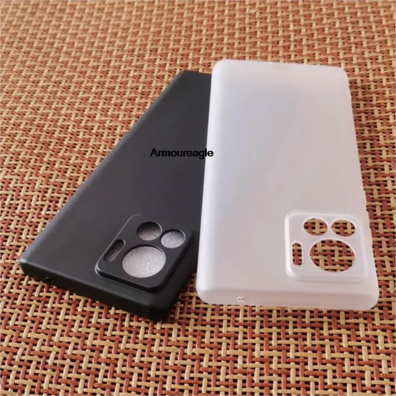 Противоударный матовый чехол защитный для Motorola Edge 30 ультрамягкий из ТПУ Moto neo