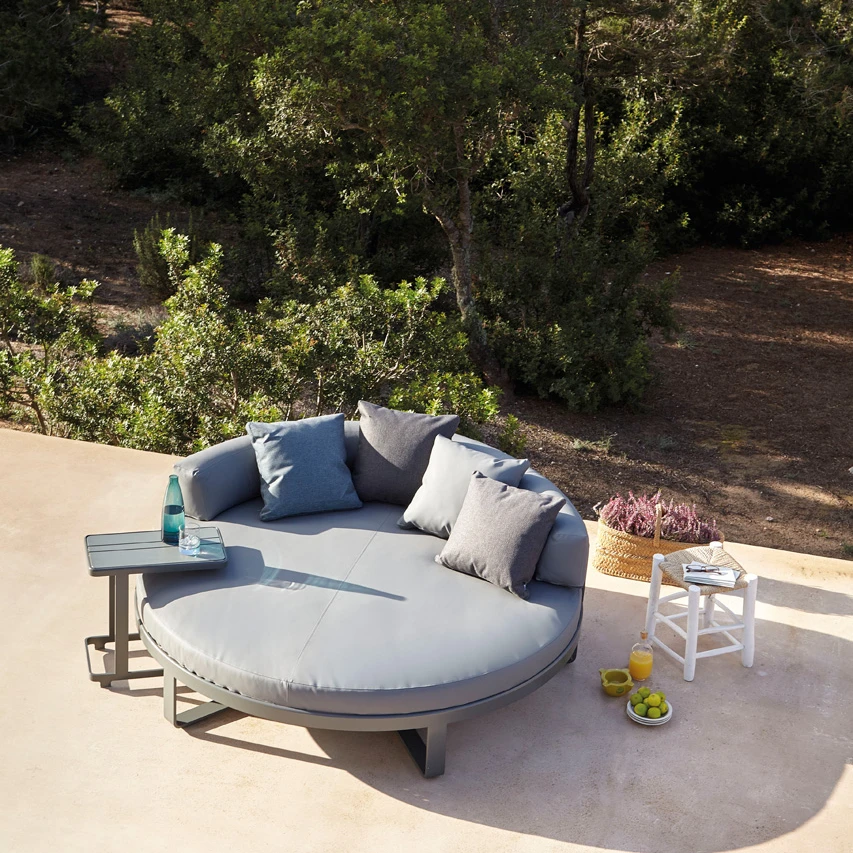 

Nordic leisure style terrace blue round with small square table daybed garden furniture