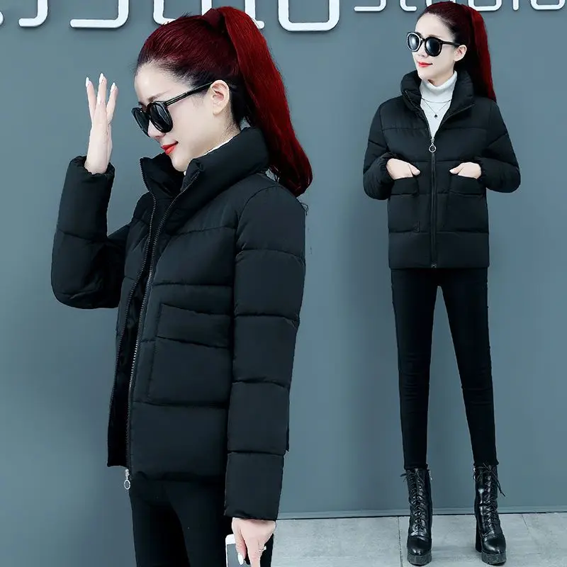 Рисунок 2 - Женская короткая парка на молнии