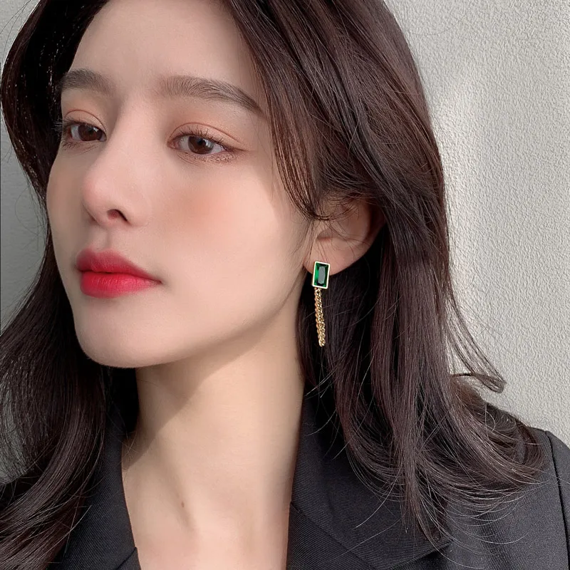 

2022 New Classic Geometric Rectangle Green Crystal Stainless Steel Chain Tassel Earrings Girl's Unusual Accessories For Woman