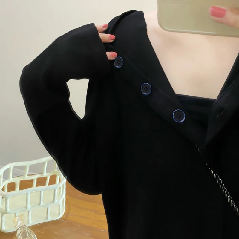 Рисунок 3 - Женская Винтажная футболка с V-образным вырезом