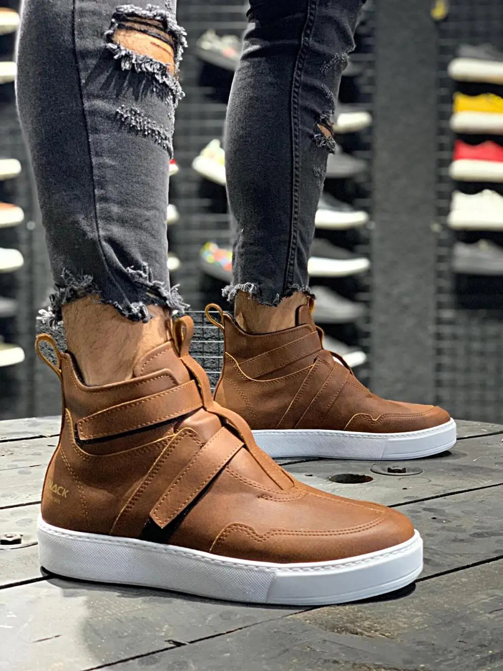 

Knack 033 Male Sports Boots Tan Thick White Sole Ankle Shoes 2022 Spring Autumn Fashion Wide Comfortable Mould High Quality