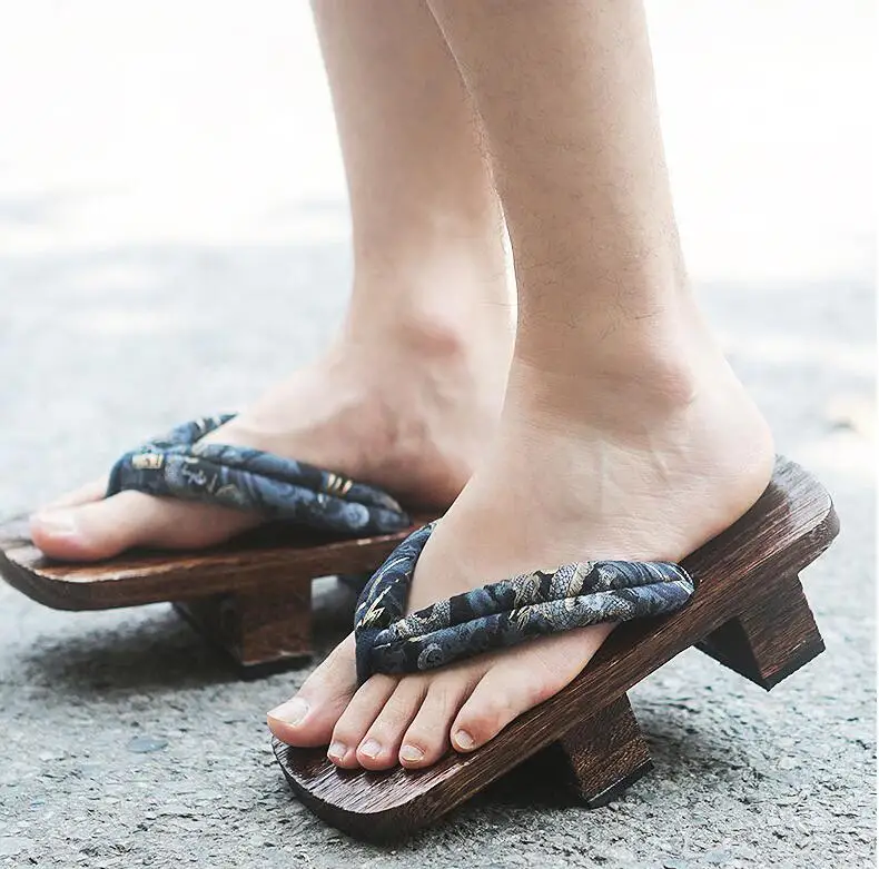 

Мужские шлепанцы для косплея, японские бриджи с двумя зубьями, аниме сандалии унисекс, тапочки с цветочным принтом, размер 46, 47