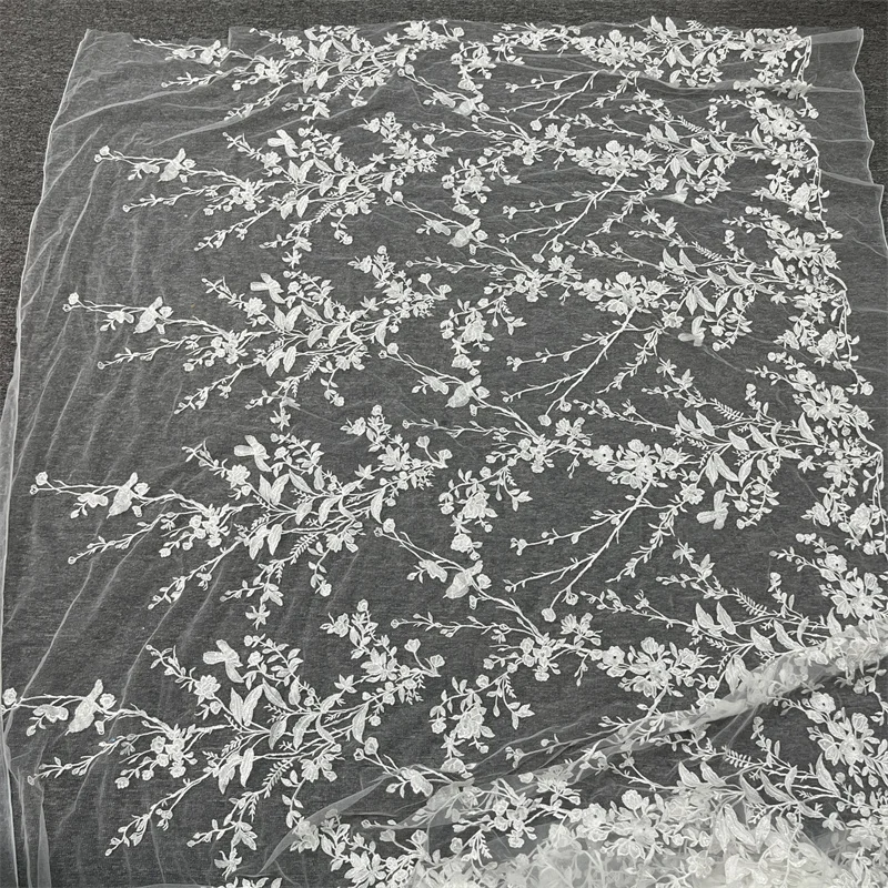 Кружевная ткань цвета слоновой кости с цветочной вышивкой прозрачные блестки