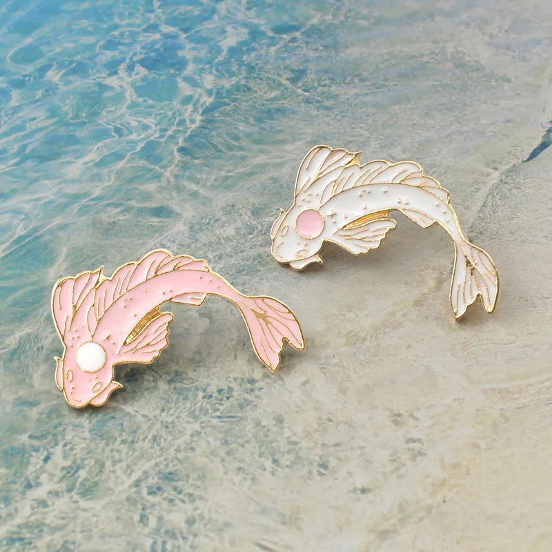 

SALeeee New cute pink white koi black and white tai chi koi brooch hat backpack clothes fashion badge