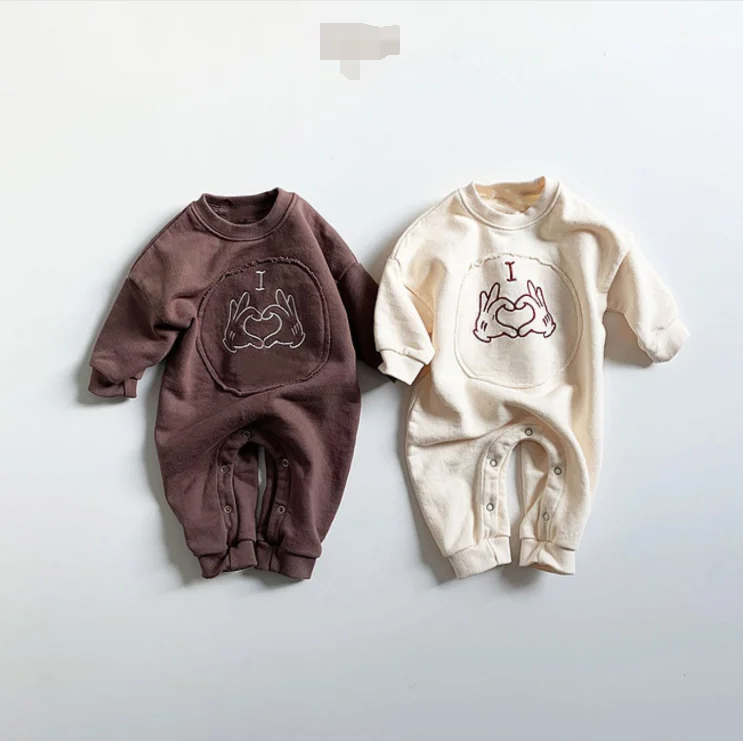 

Autumn infants cute heart embroidery long sleeve rompers Baby boys girls fashion coveralls
