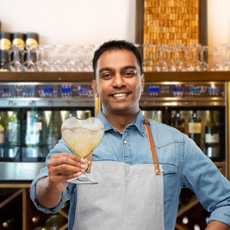 Коктейльная кружка в форме сердца 210 мл