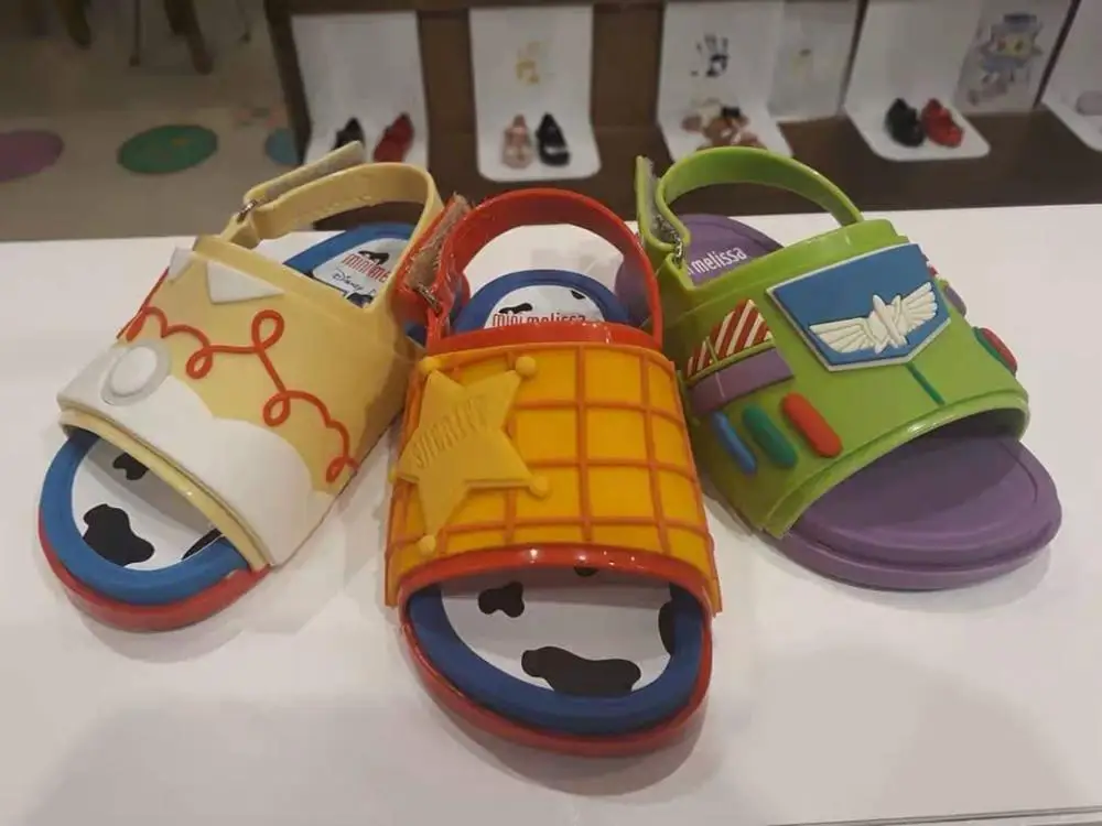 Детские сандалии-желе из ПВХ с мультяшным принтом |