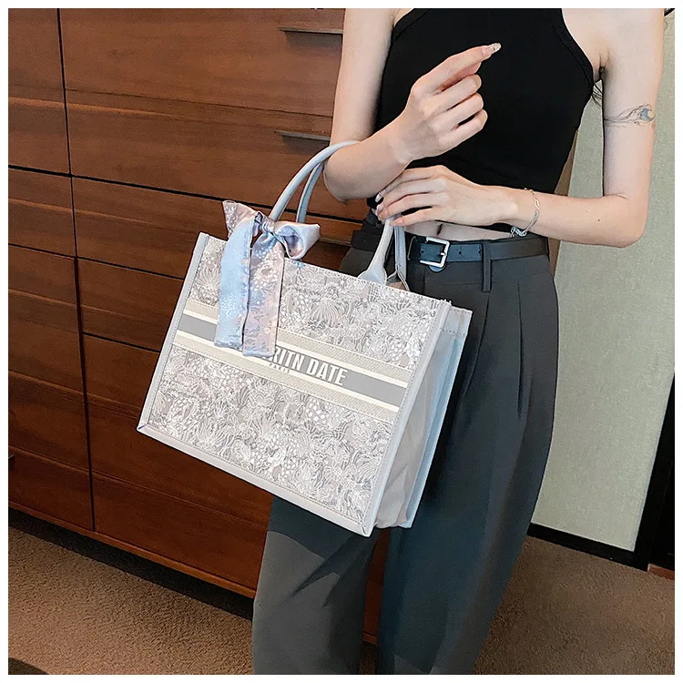 

summer new large capacity texture embroidery hand bill of lading shoulder bag foreign style all practical Tote bag