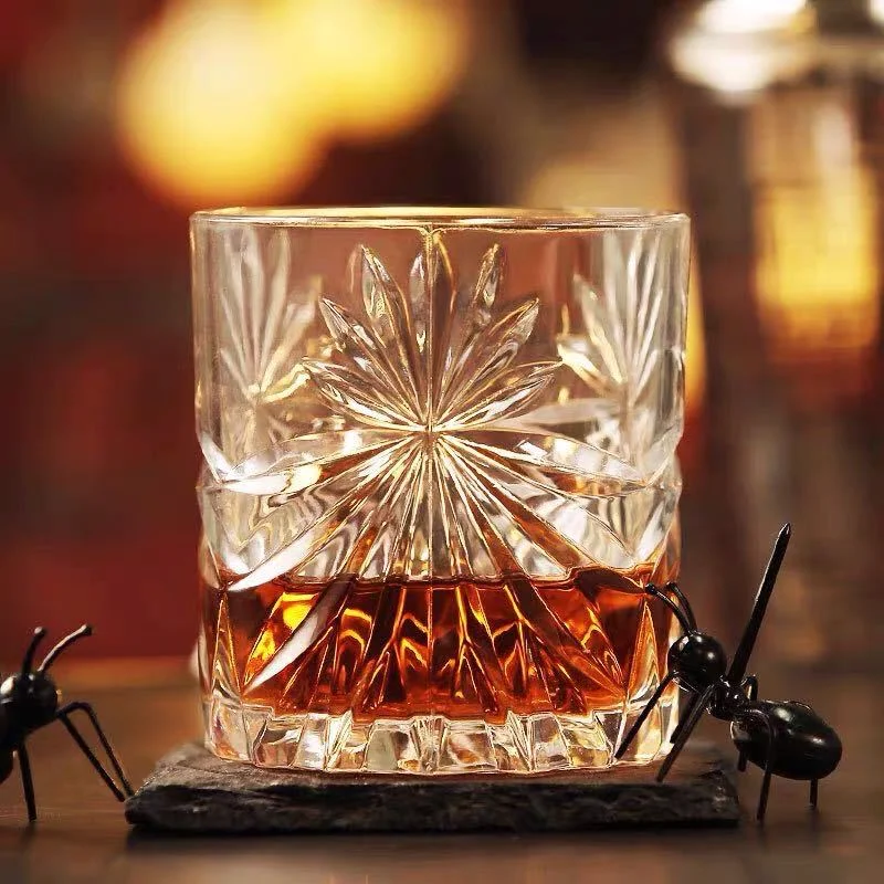 

Classic embossed carved whisky glass Classic cocktail glass Colin glass Foreign wine ice cream strong glass shot glass
