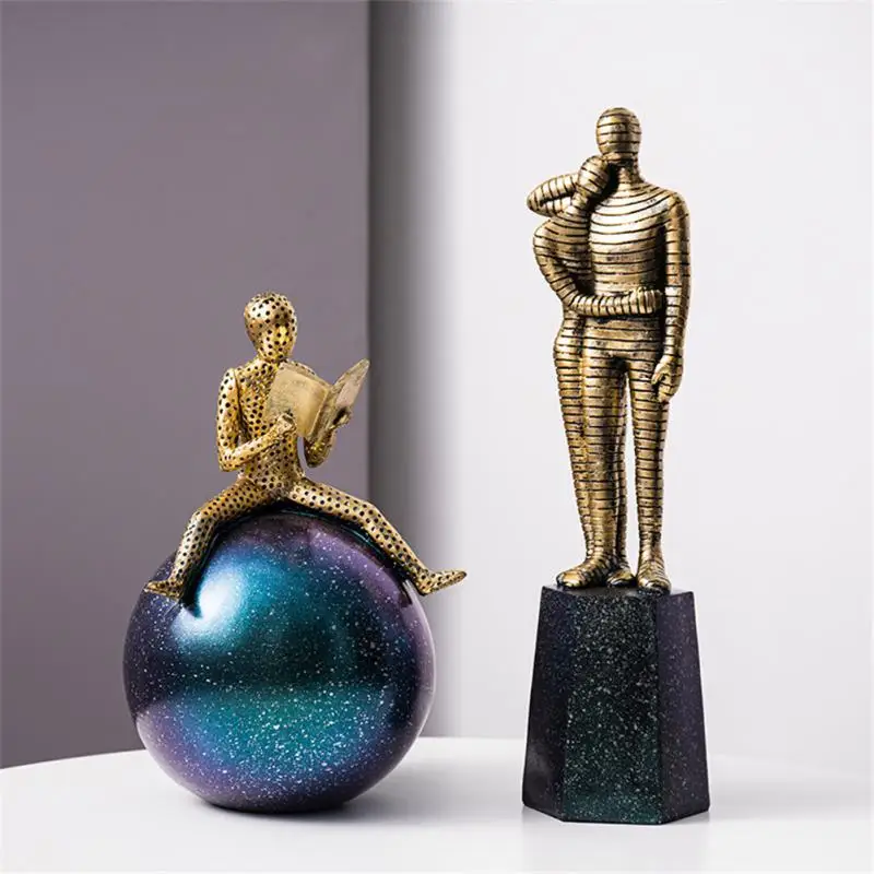

Nordic Explorer Decorations Colorful Doll Ornaments Modern Resin Gold Explorer Crafts Desktop Sculpture Home Office Decor Tool