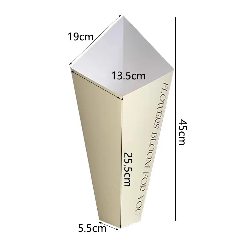 

Картонная коробка для цветов 45 см