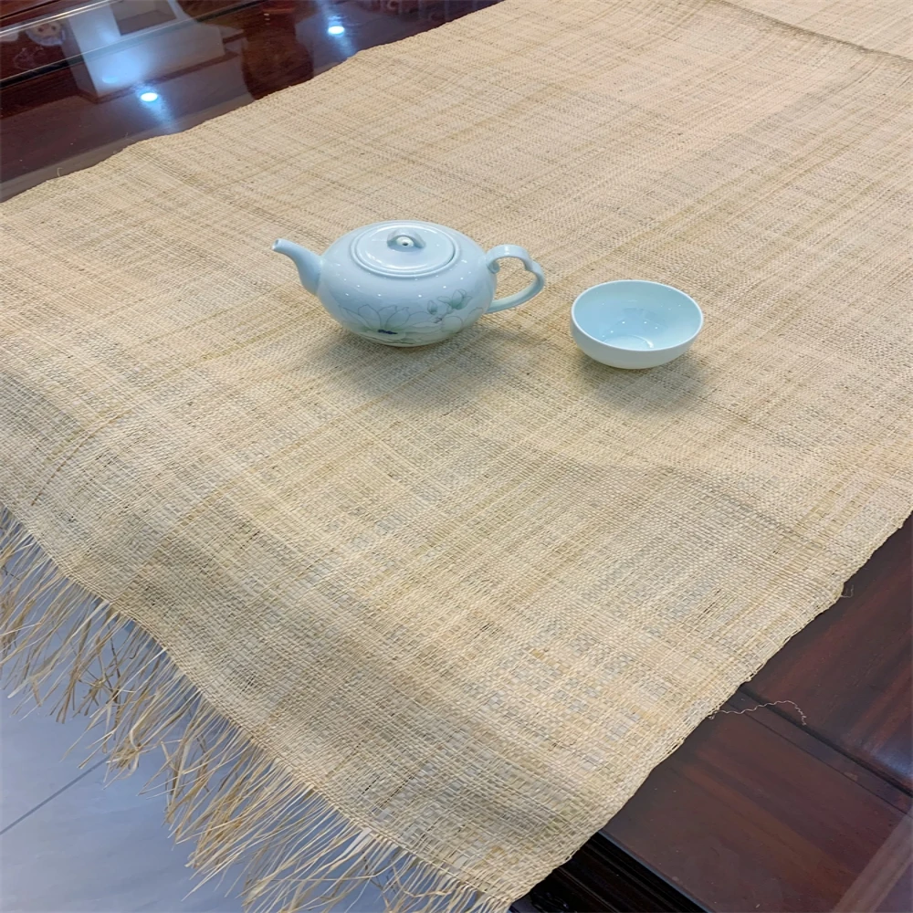 Натуральный коврик из ротанга для мебели